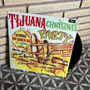 "Tijuana Christmas Party" Record - Bobby Duvalle - Mariachi Mexican Christmas